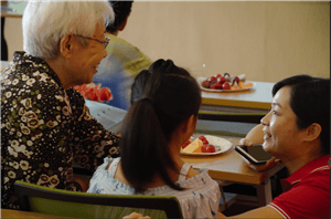 走进福利院，情暖老人心——yy易游体育供应链公益行